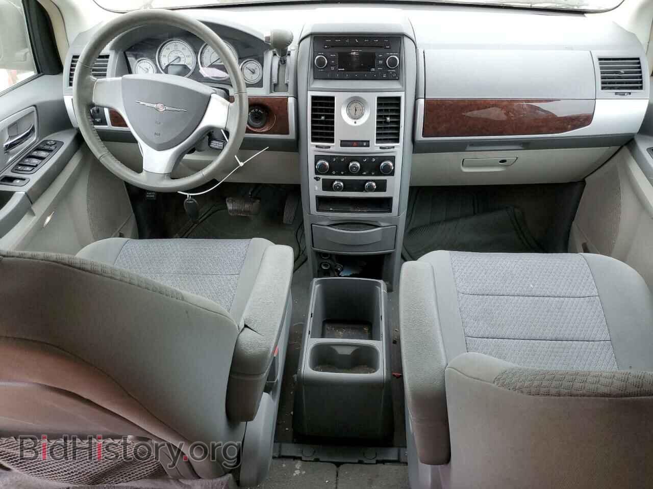 2010 CHRYSLER MINIVAN - VIN: 2A4RR5D1XAR440970 - Photo 8