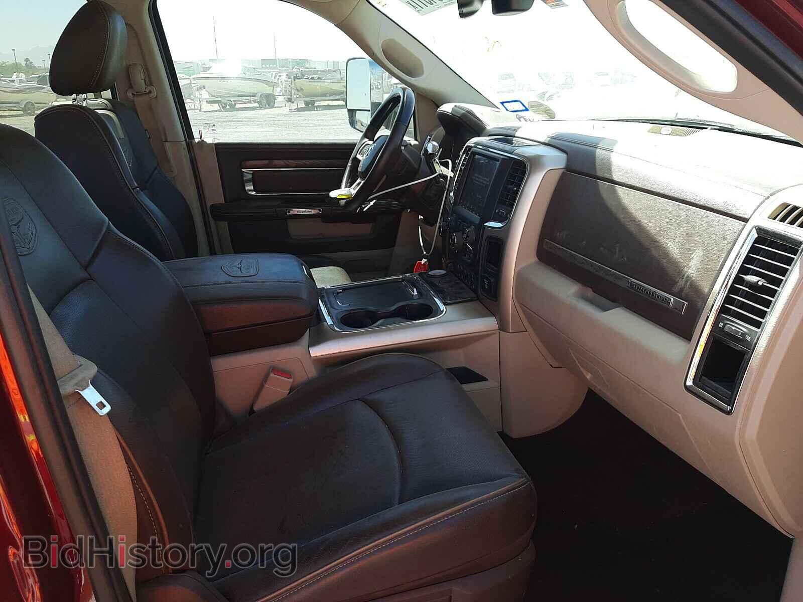 2018 RAM 3500 - VIN: 3C63RRKL5JG374008 - Фото 5