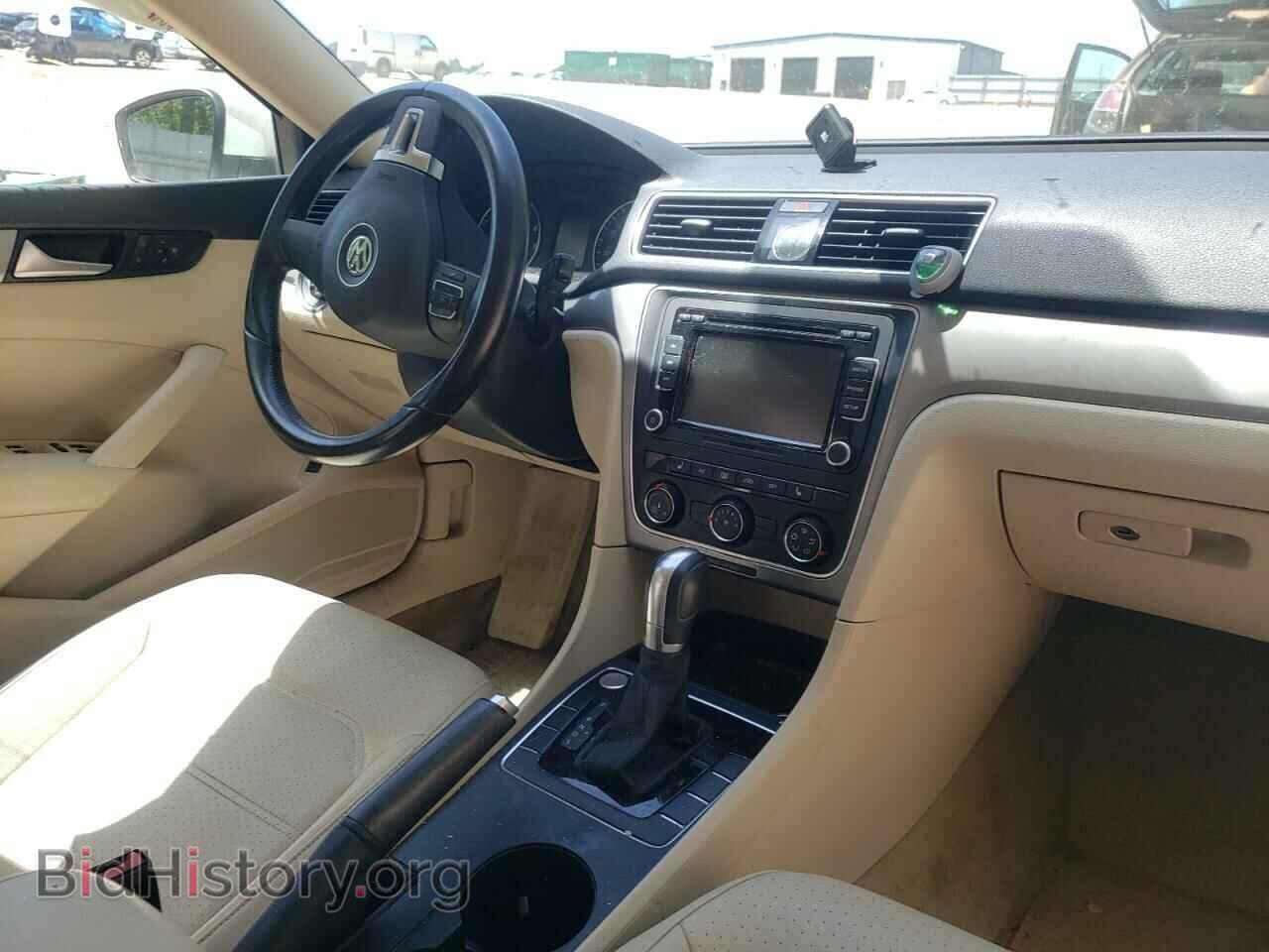 2015 VOLKSWAGEN PASSAT - VIN: 1VWAT7A32FC092813 - Фото 9