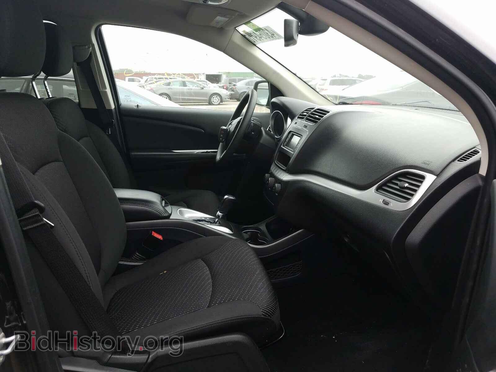 2018 DODGE JOURNEY - VIN: 3C4PDCAB3JT384557 - Фото 5