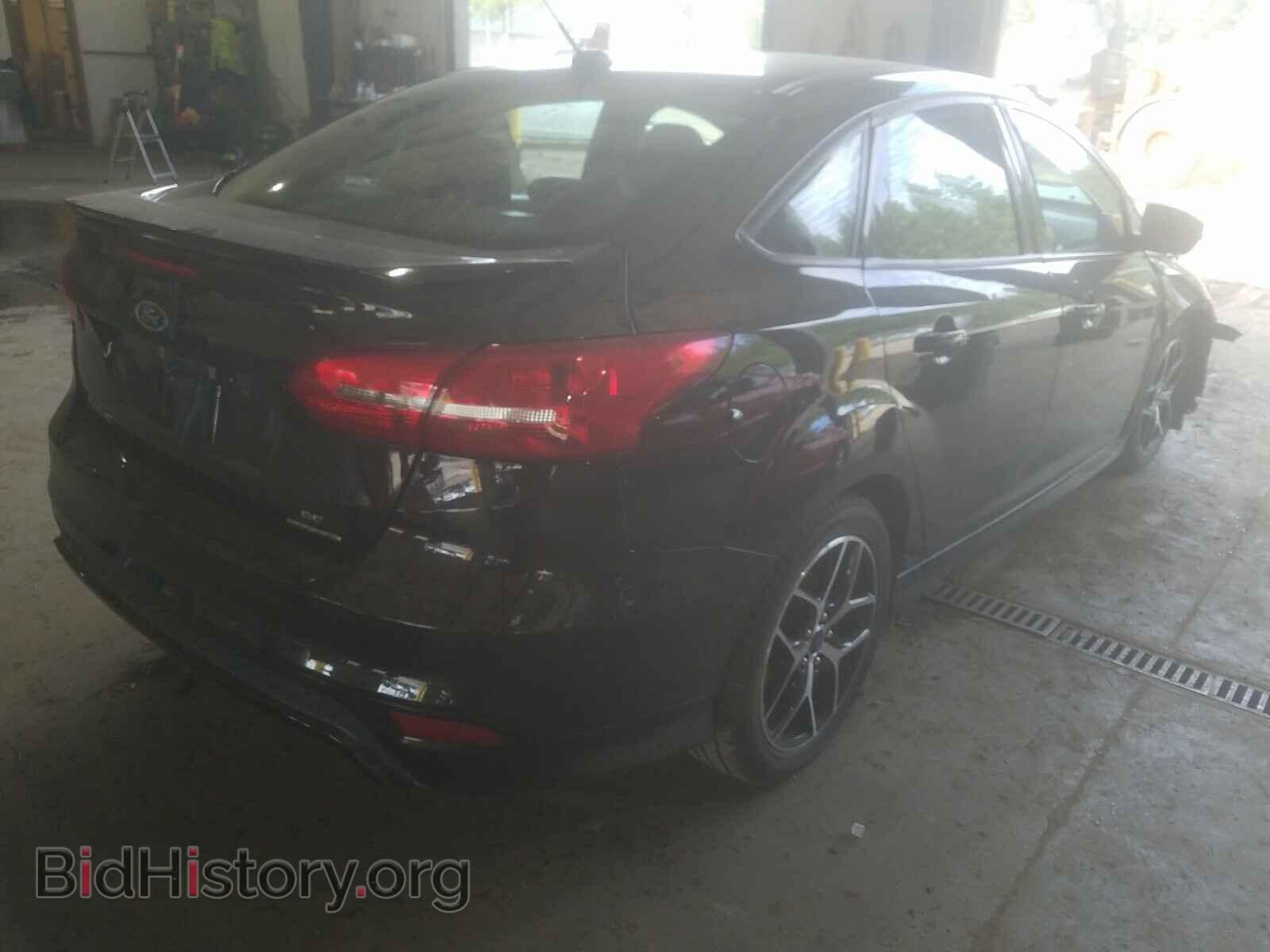 2016 FORD FOCUS - VIN: 1FADP3F27GL310524 - Photo 4