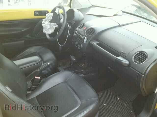 2010 VOLKSWAGEN BEETLE - VIN: 3VWPG3AG6AM010213 - Фото 5