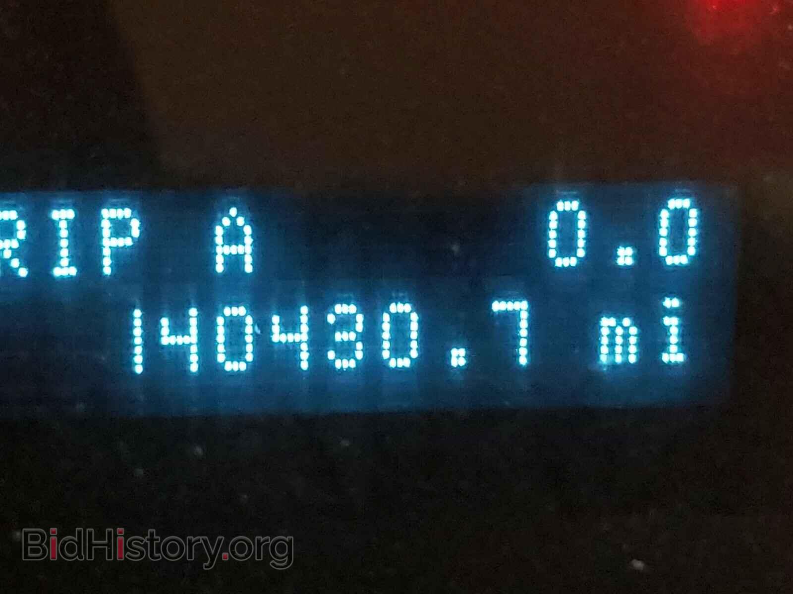 2011 FORD ESCAPE - VIN: 1FMCU0D71BKA81702 - Photo 8