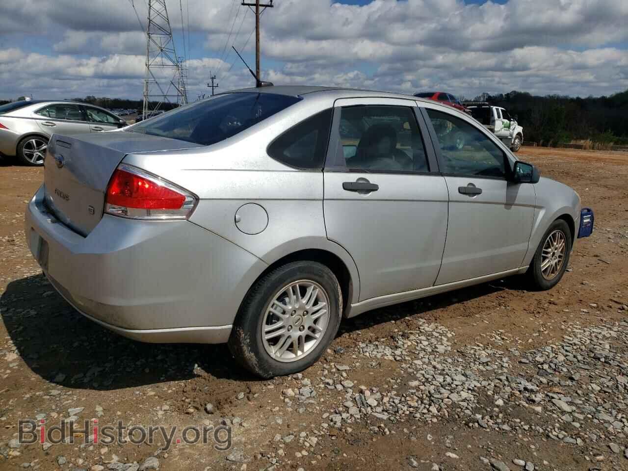 2010 FORD FOCUS - VIN: 1FAHP3FN2AW141935 - Фото 3