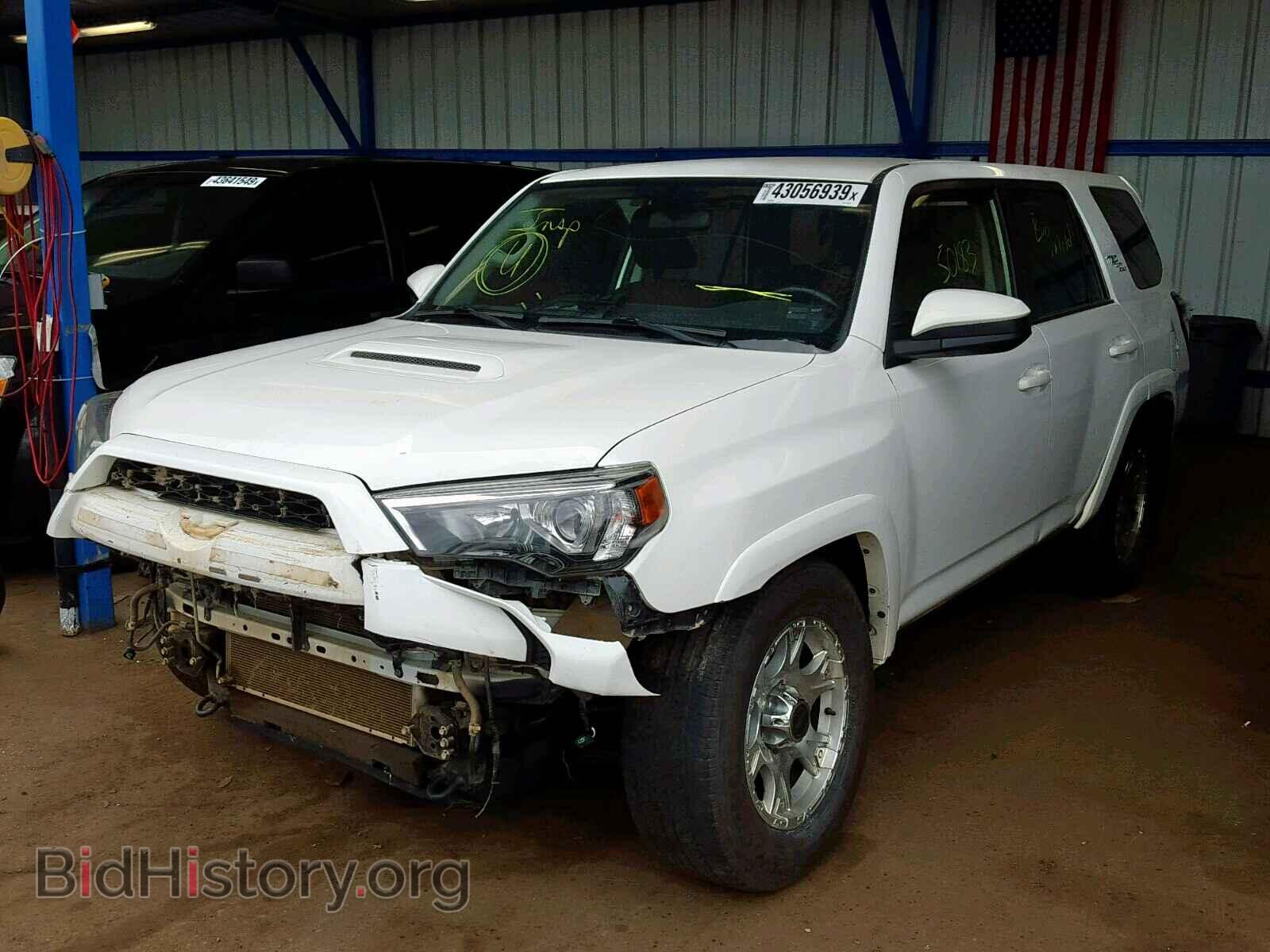 2017 TOYOTA 4RUNNER SR - VIN: JTEBU5JR3H5451005 - Фото 2