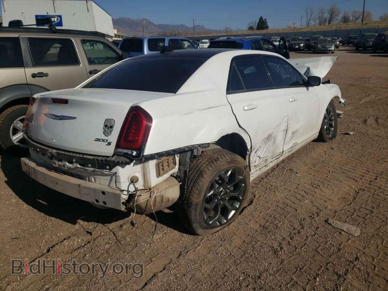 2016 CHRYSLER 300 - VIN: 2C3CCAGG5GH209208 - Фото 4