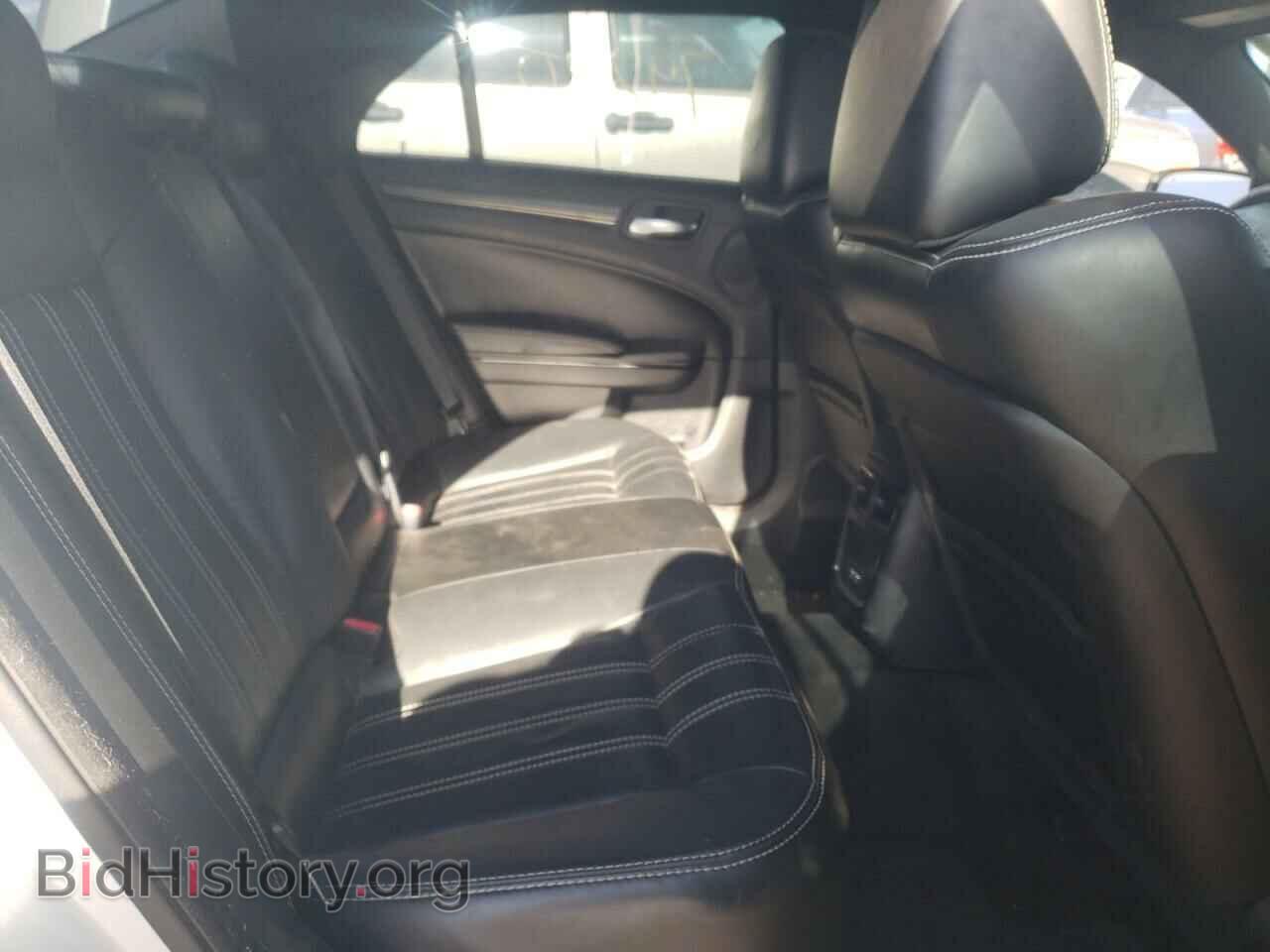 2016 CHRYSLER 300 - VIN: 2C3CCAGG5GH209208 - Фото 6