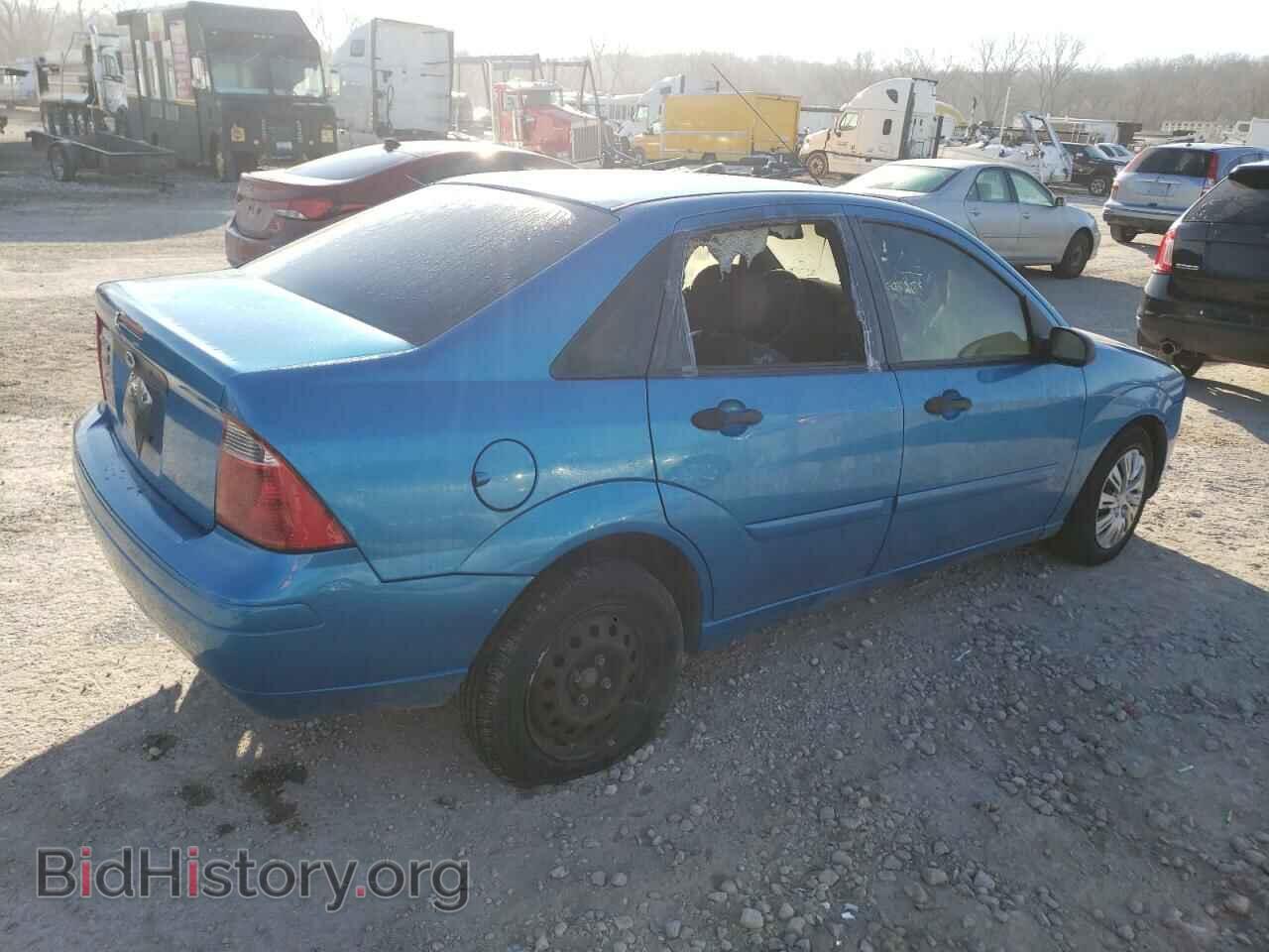 2007 FORD FOCUS - VIN: 1FAFP34NX7W319545 - Фото 3