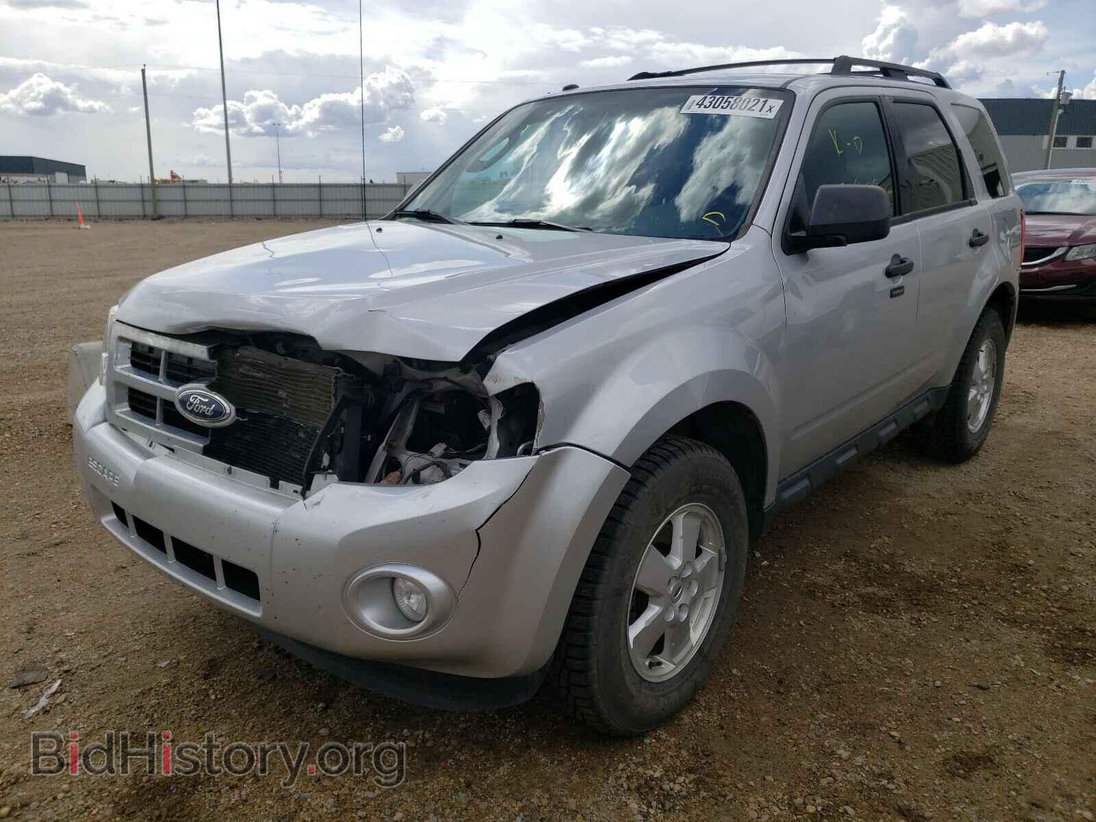 2011 FORD ESCAPE - VIN: 1FMCU0D7XBKC34366 - Фото 2
