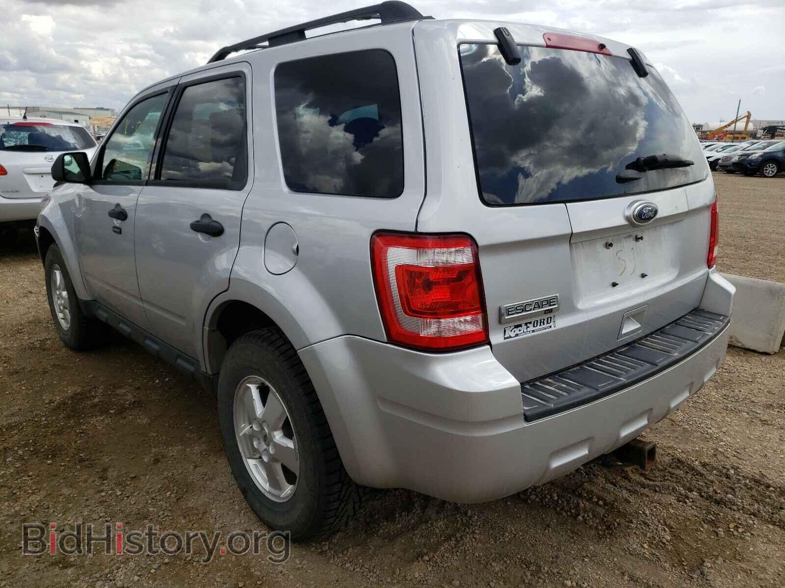 2011 FORD ESCAPE - VIN: 1FMCU0D7XBKC34366 - Фото 3