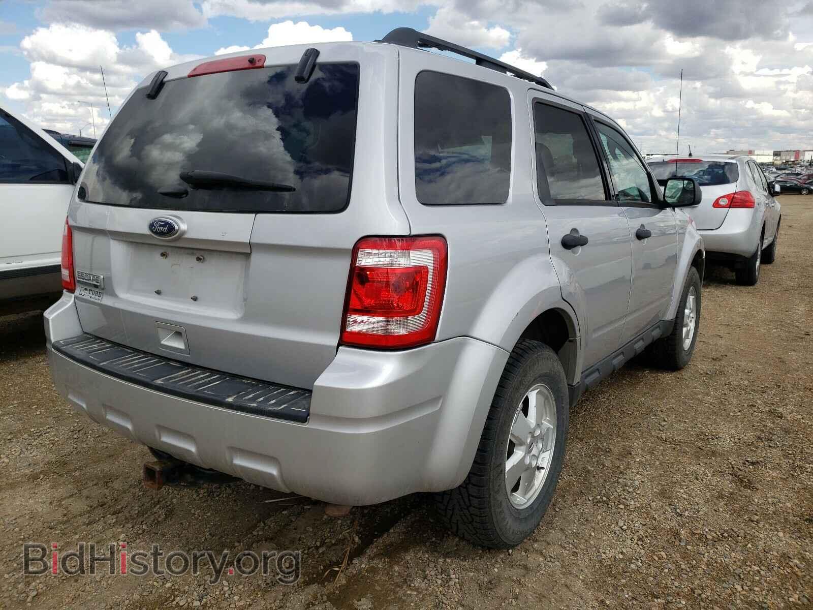 2011 FORD ESCAPE - VIN: 1FMCU0D7XBKC34366 - Фото 4