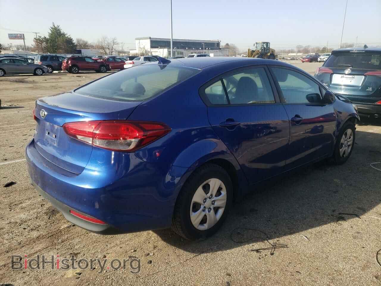 2017 KIA FORTE - VIN: 3KPFL4A74HE060693 - Фото 3