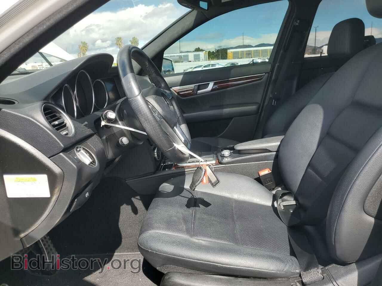2014 MERCEDES-BENZ C-CLASS - VIN: WDDGF4HB1ER320351 - Фото 7