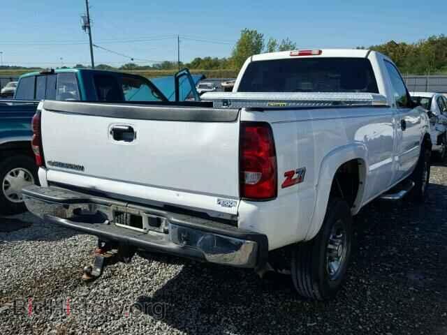 2006 CHEVROLET SILVERADO - VIN: 1GCHC24U36E212437 - Фото 4