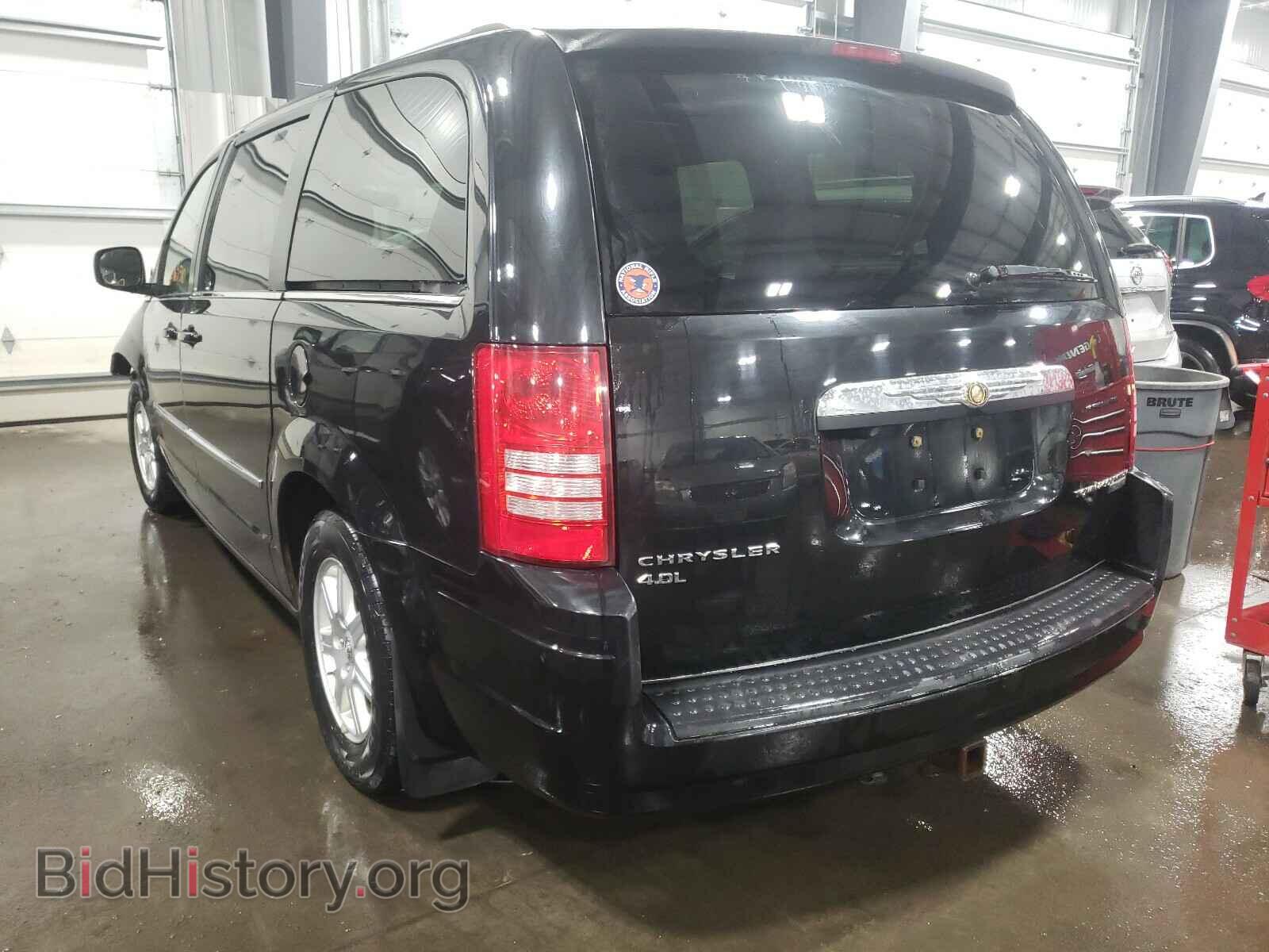 2010 CHRYSLER MINIVAN - VIN: 2A4RR8DX4AR330292 - Фото 3