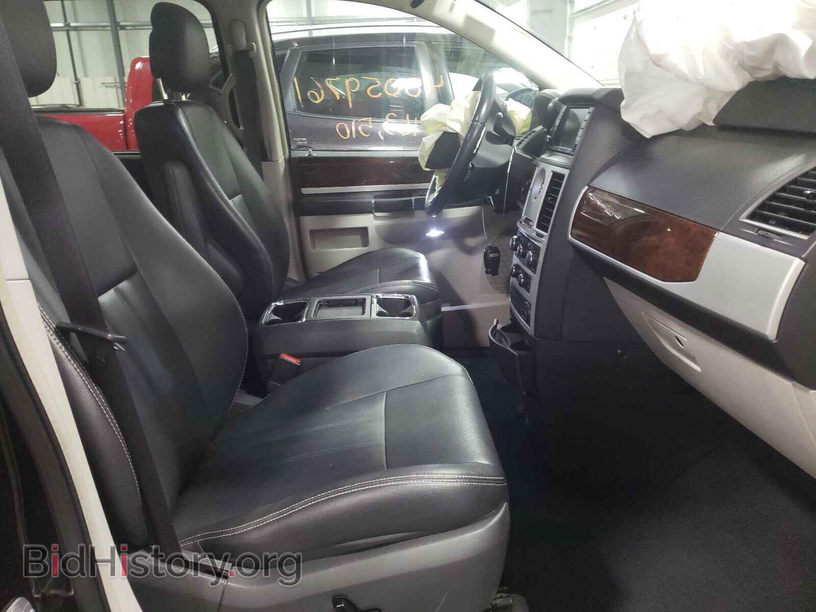 2010 CHRYSLER MINIVAN - VIN: 2A4RR8DX4AR330292 - Фото 5