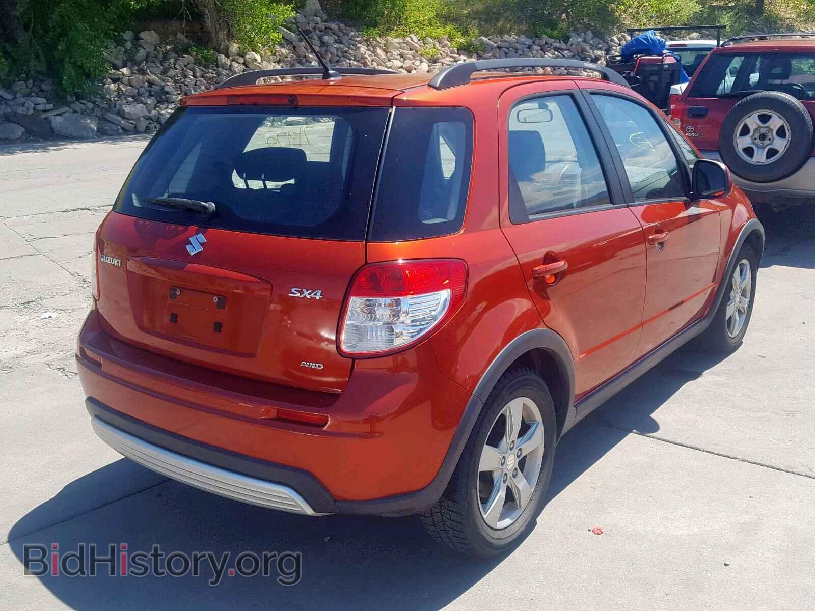 2011 SUZUKI SX4 - VIN: JS2YB5A30B6302042 - Photo 4
