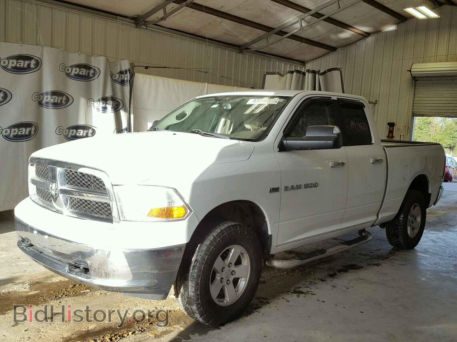 2011 DODGE RAM 1500 - VIN: 1D7RV1GT4BS638201 - Фото 2