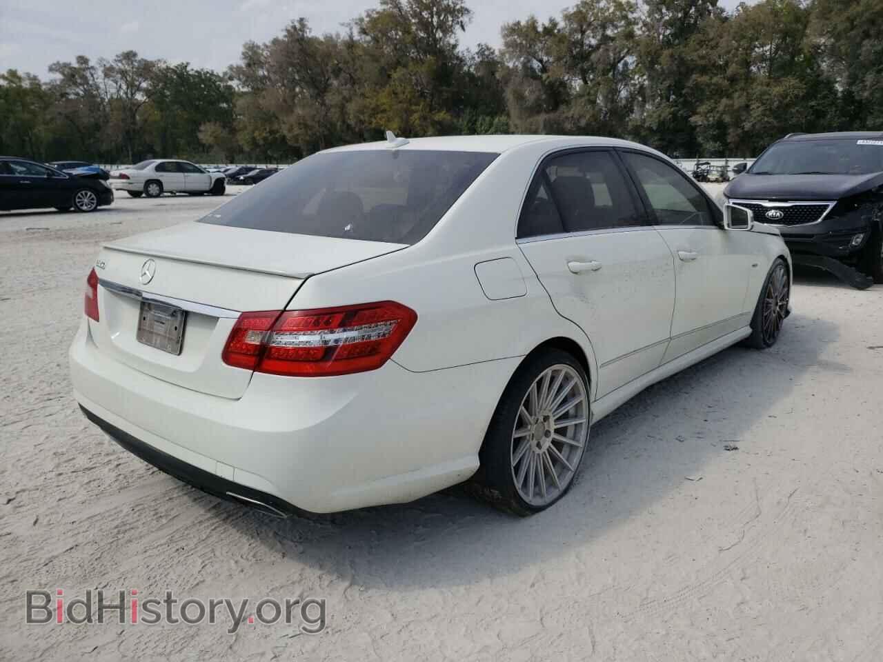 2012 MERCEDES-BENZ E-CLASS - VIN: WDDHF5KB6CA573308 - Фото 3