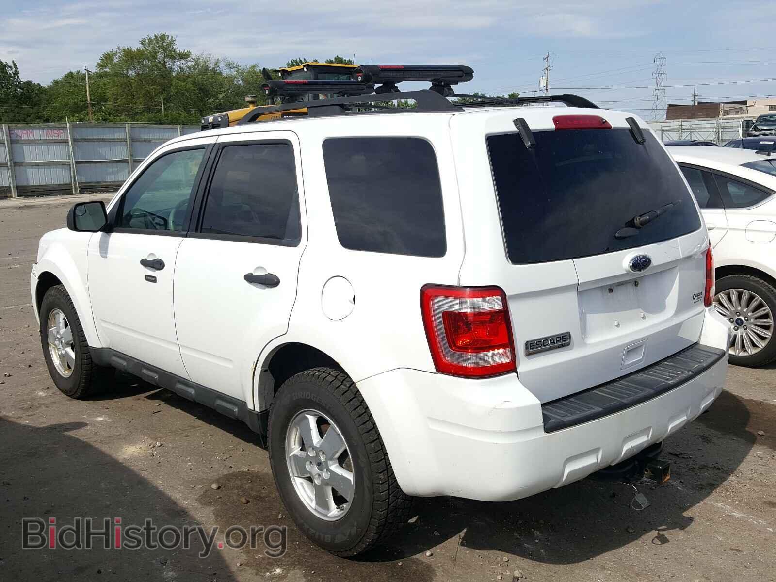 2011 FORD ESCAPE - VIN: 1FMCU9D76BKC31775 - Фото 3