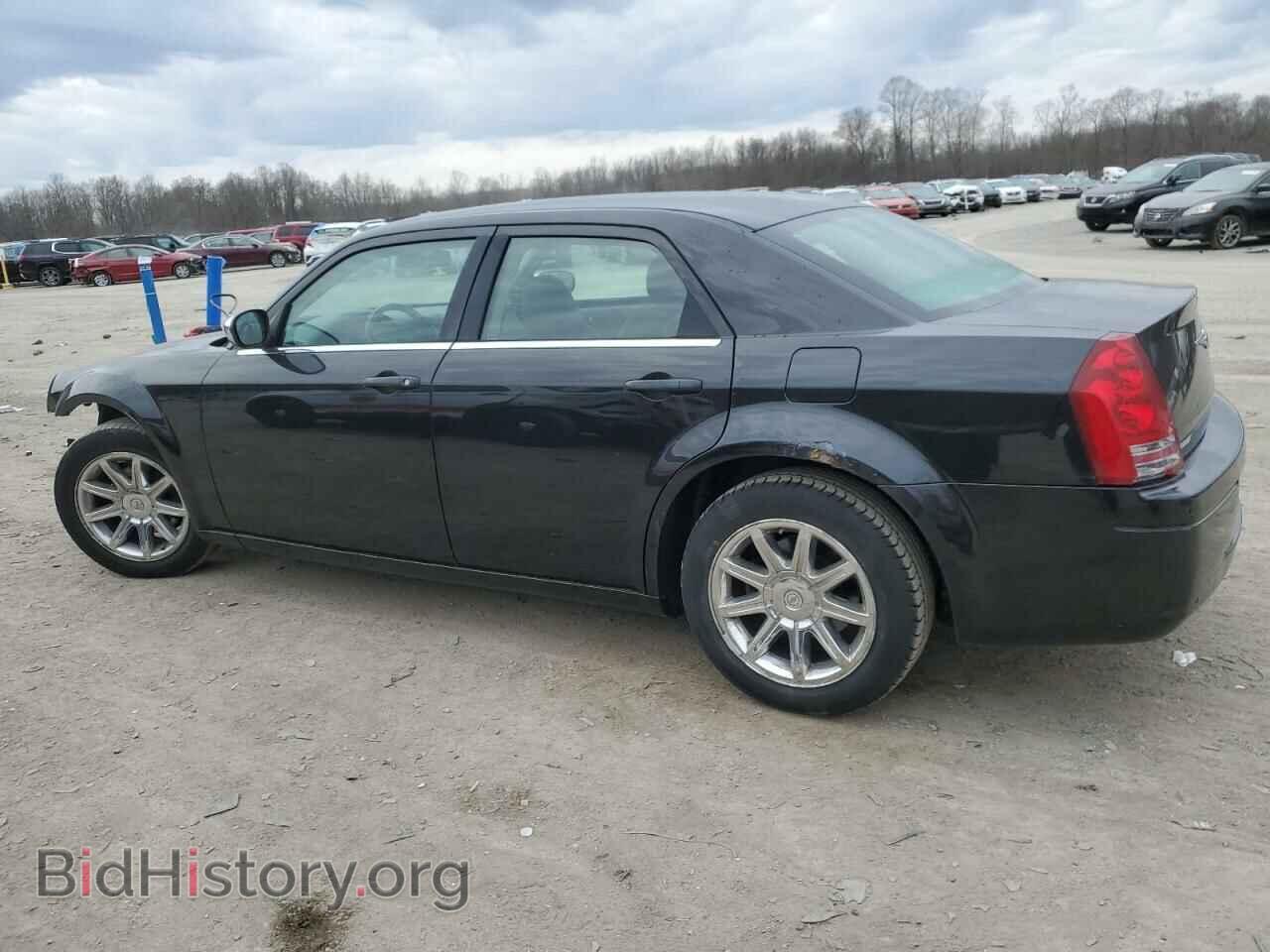 2009 CHRYSLER 300 - VIN: 2C3KA43D79H601169 - Фото 2