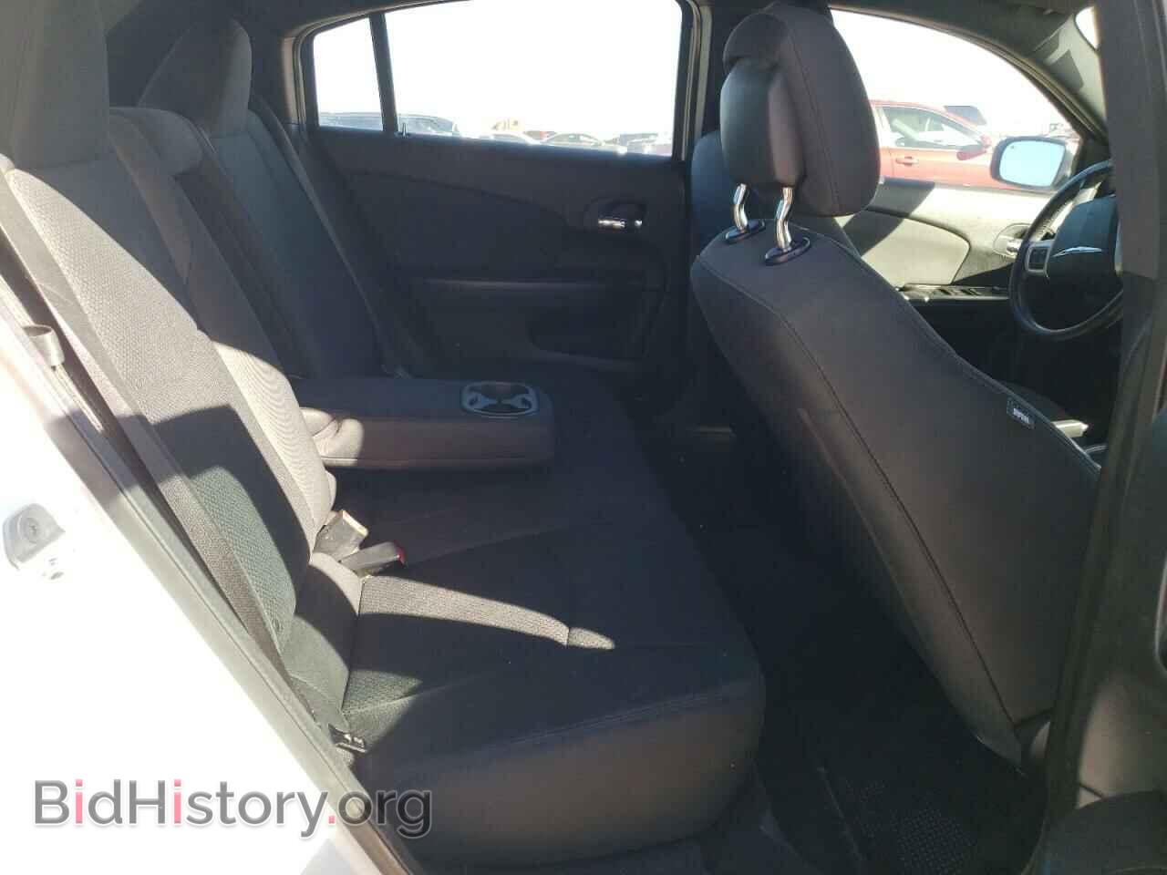 2012 CHRYSLER 200 - VIN: 1C3CCBBB6CN164556 - Фото 10