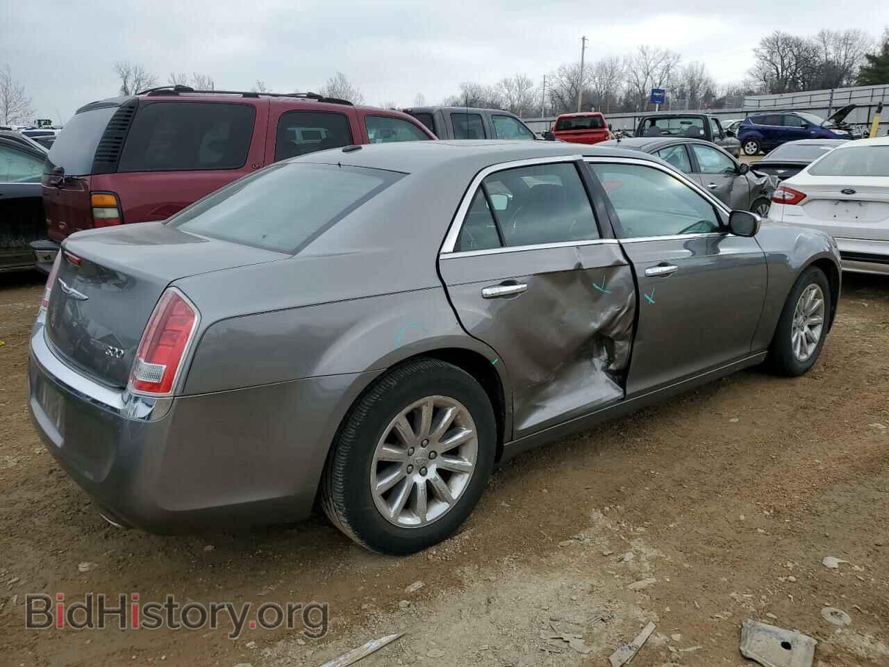 2011 CHRYSLER 300 - VIN: 2C3CA5CG4BH536839 - Фото 3