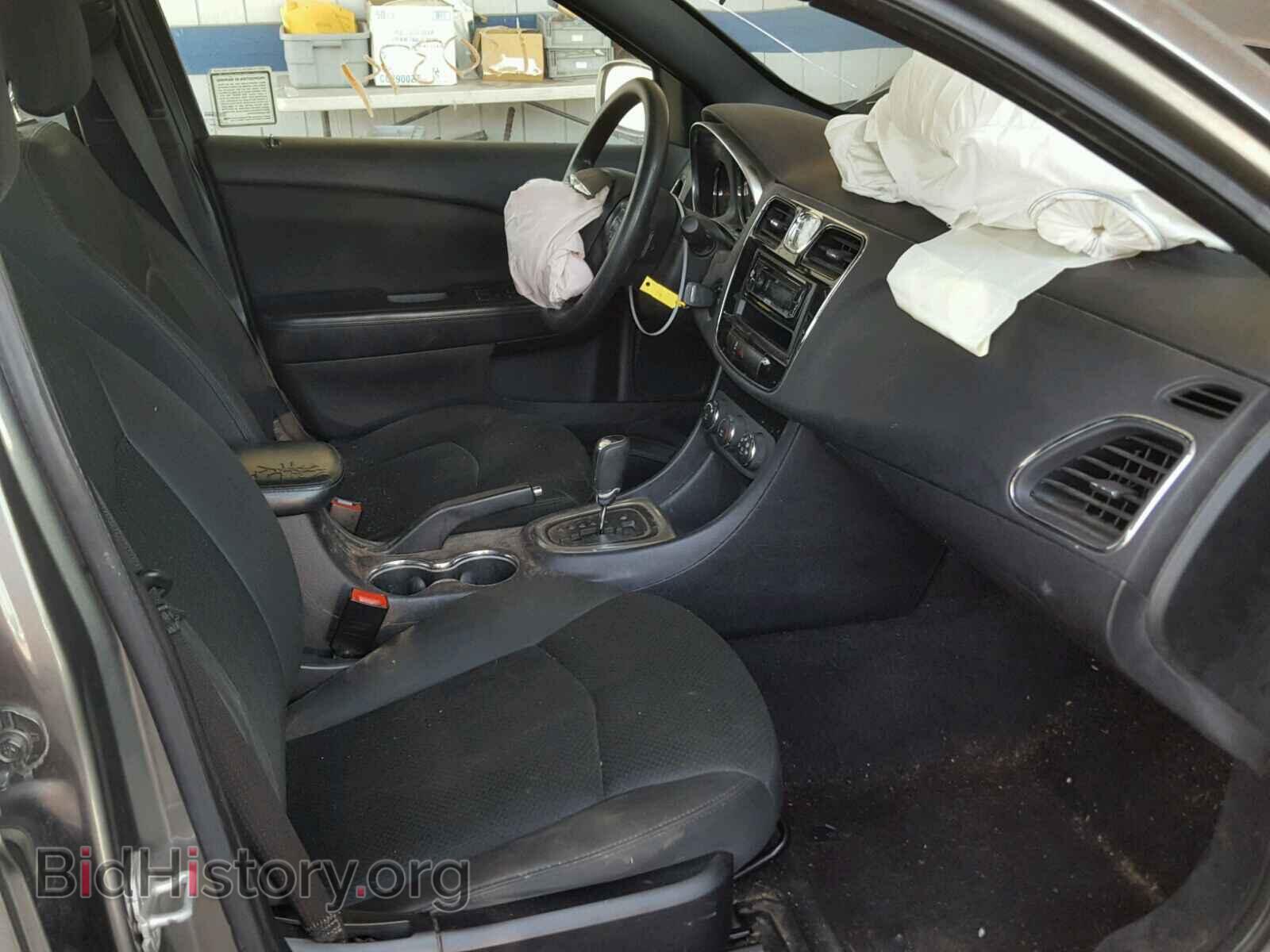 2012 CHRYSLER 200 - VIN: 1C3CCBAB0CN112924 - Фото 5