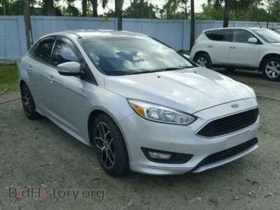2015 Ford FOCUS, gray — VIN 1FADP3F21FL304684, Copart