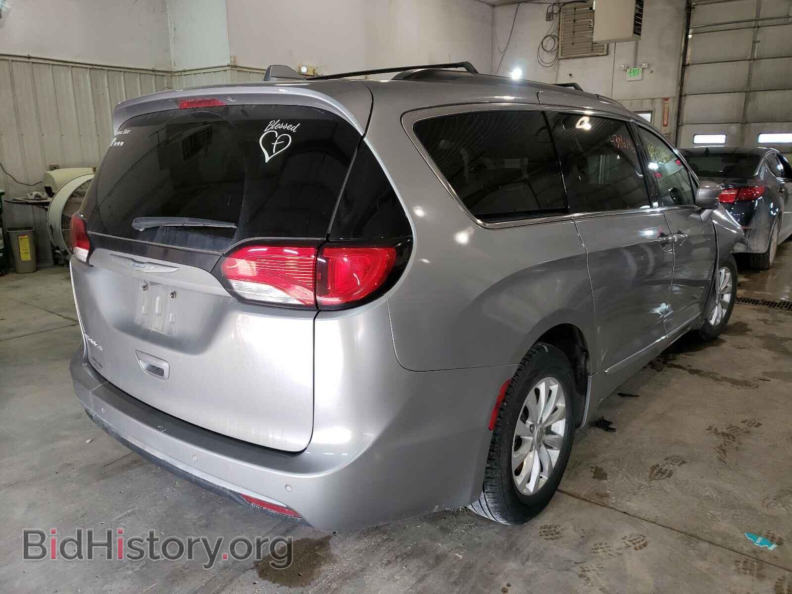 2017 CHRYSLER PACIFICA - VIN: 2C4RC1BG6HR702582 - Photo 4