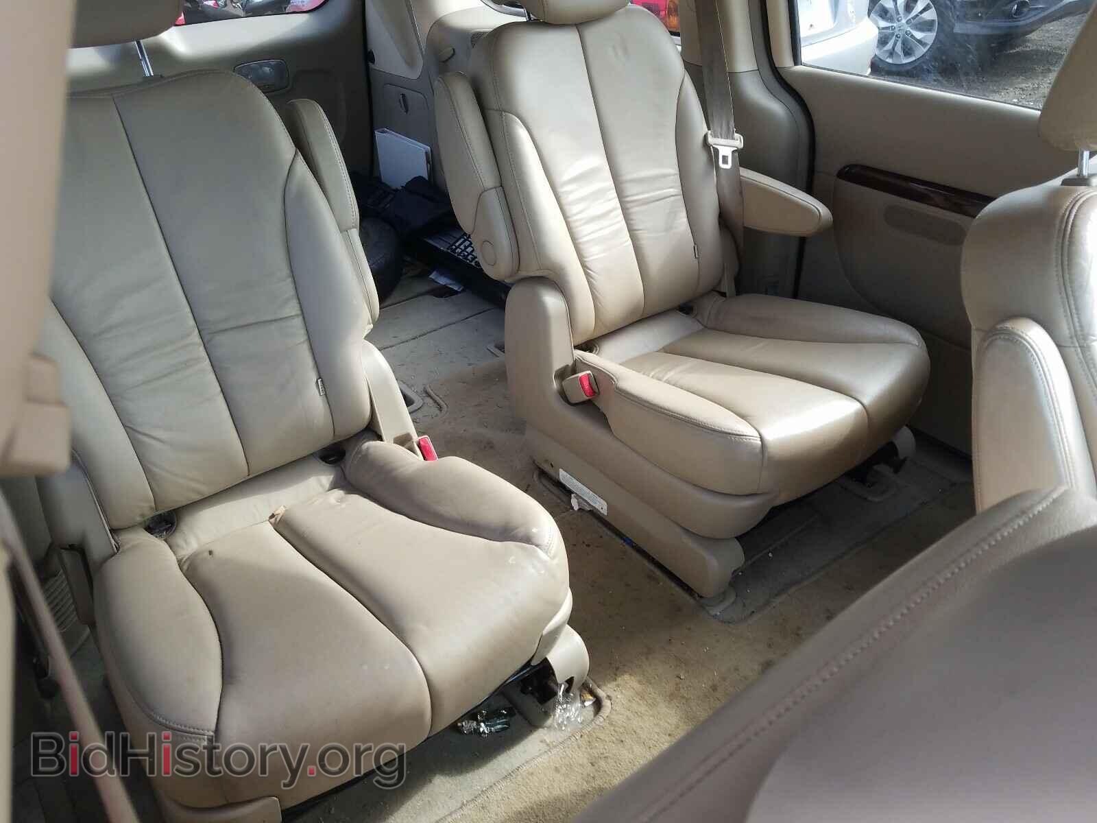 2007 HYUNDAI ENTOURAGE - VIN: KNDMC233376026514 - Фото 6