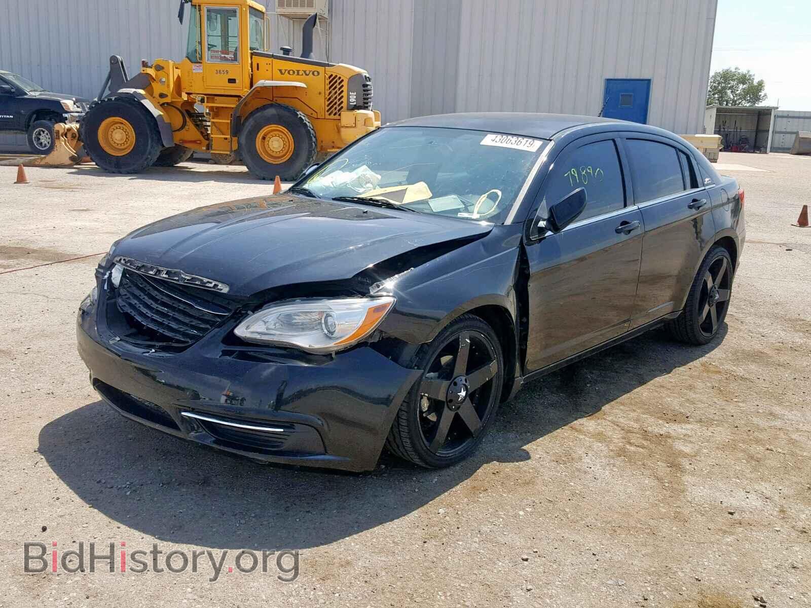 2013 CHRYSLER 200 - VIN: 1C3CCBABXDN762247 - Photo 2