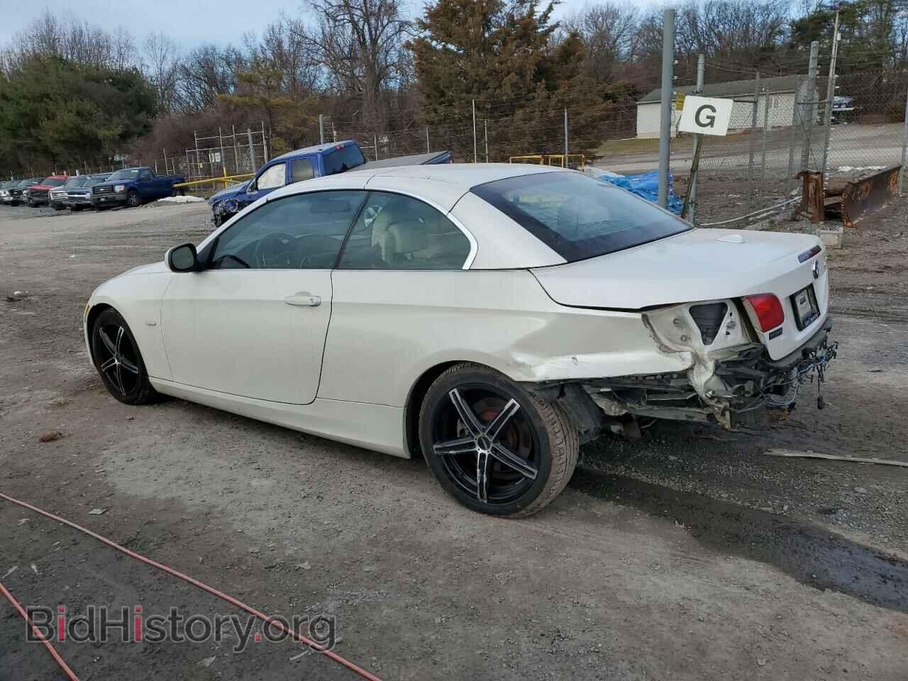 2011 BMW 3 SERIES - VIN: WBADW7C59BE545729 - Фото 2