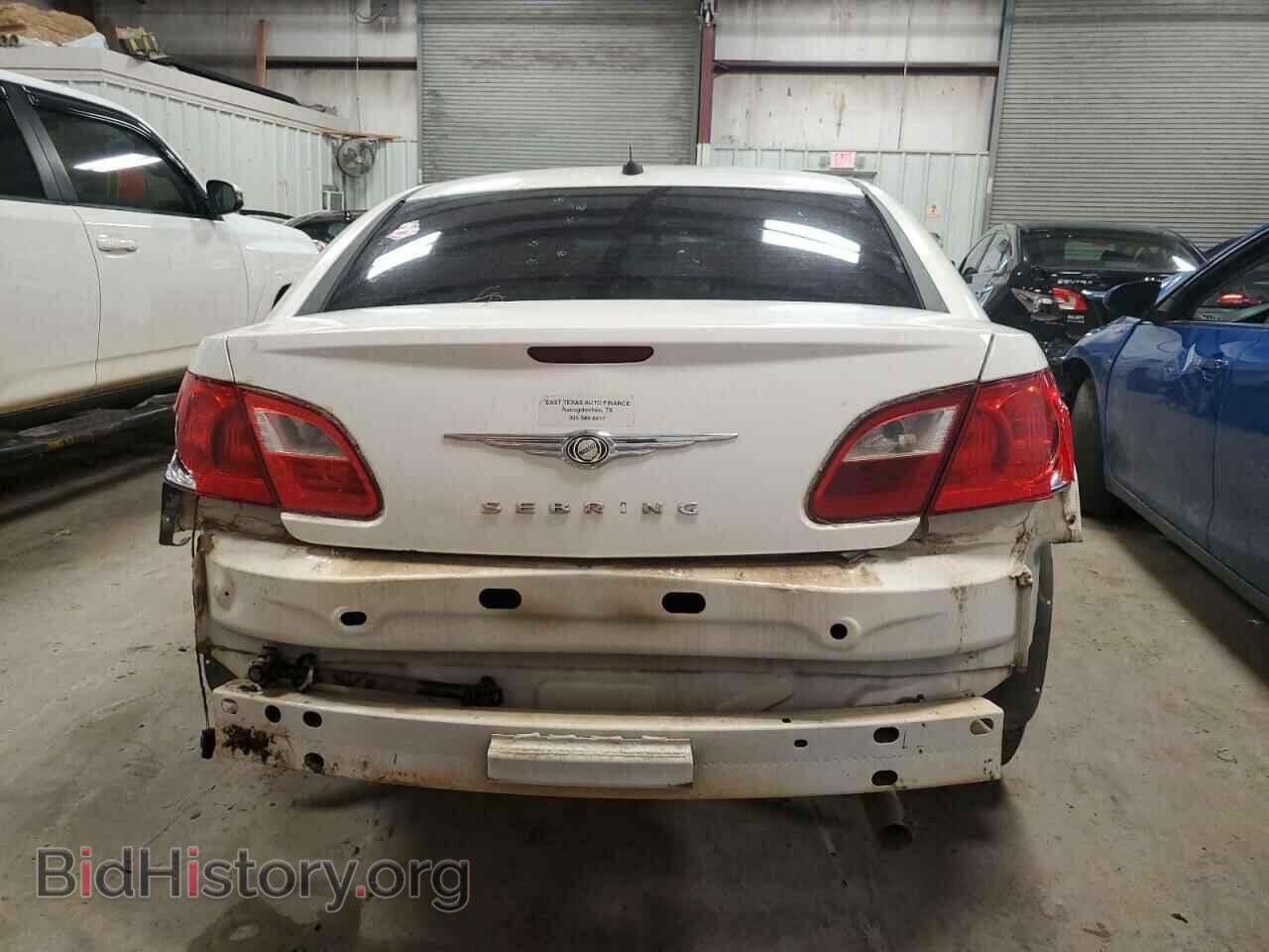 2010 CHRYSLER SEBRING - VIN: 1C3CC5FB4AN197550 - Фото 6