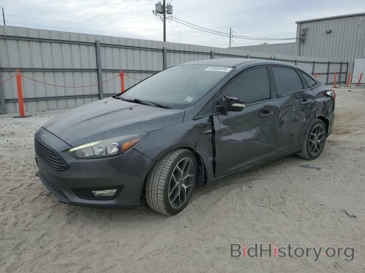 Фотография 1FADP3FE8HL275052 - FORD FOCUS 2017