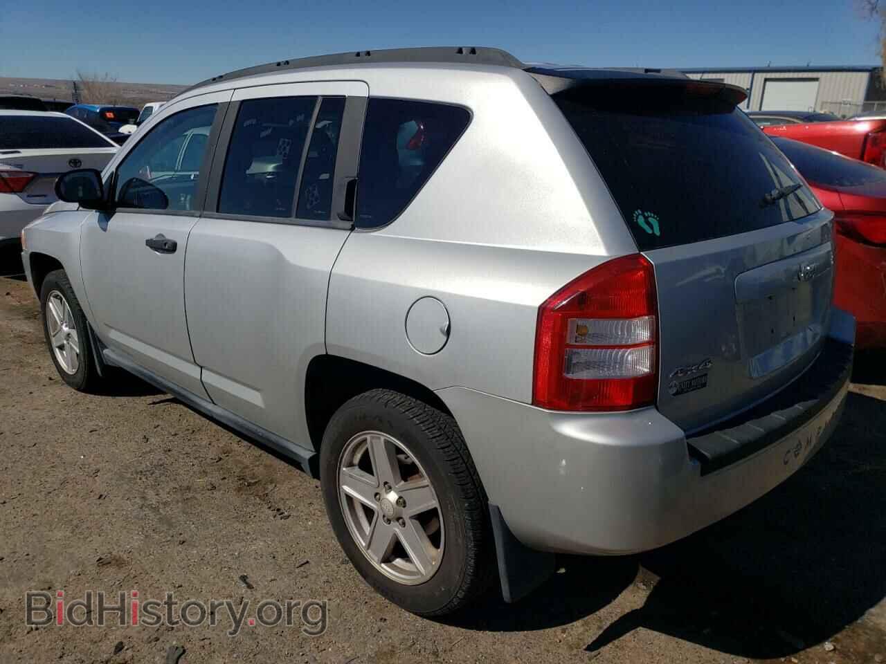 2007 JEEP COMPASS - VIN: 1J8FF47W47D251111 - Photo 2