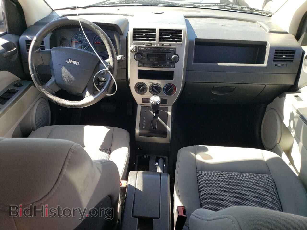 2007 JEEP COMPASS - VIN: 1J8FF47W47D251111 - Photo 8