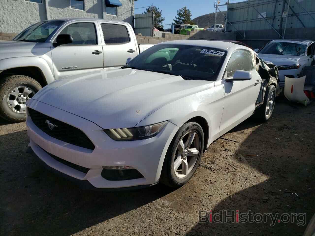 Photo 1FA6P8TH2F5418356 - FORD MUSTANG 2015