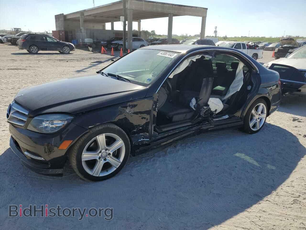 Photo WDDGF5EB9BF643974 - MERCEDES-BENZ C-CLASS 2011