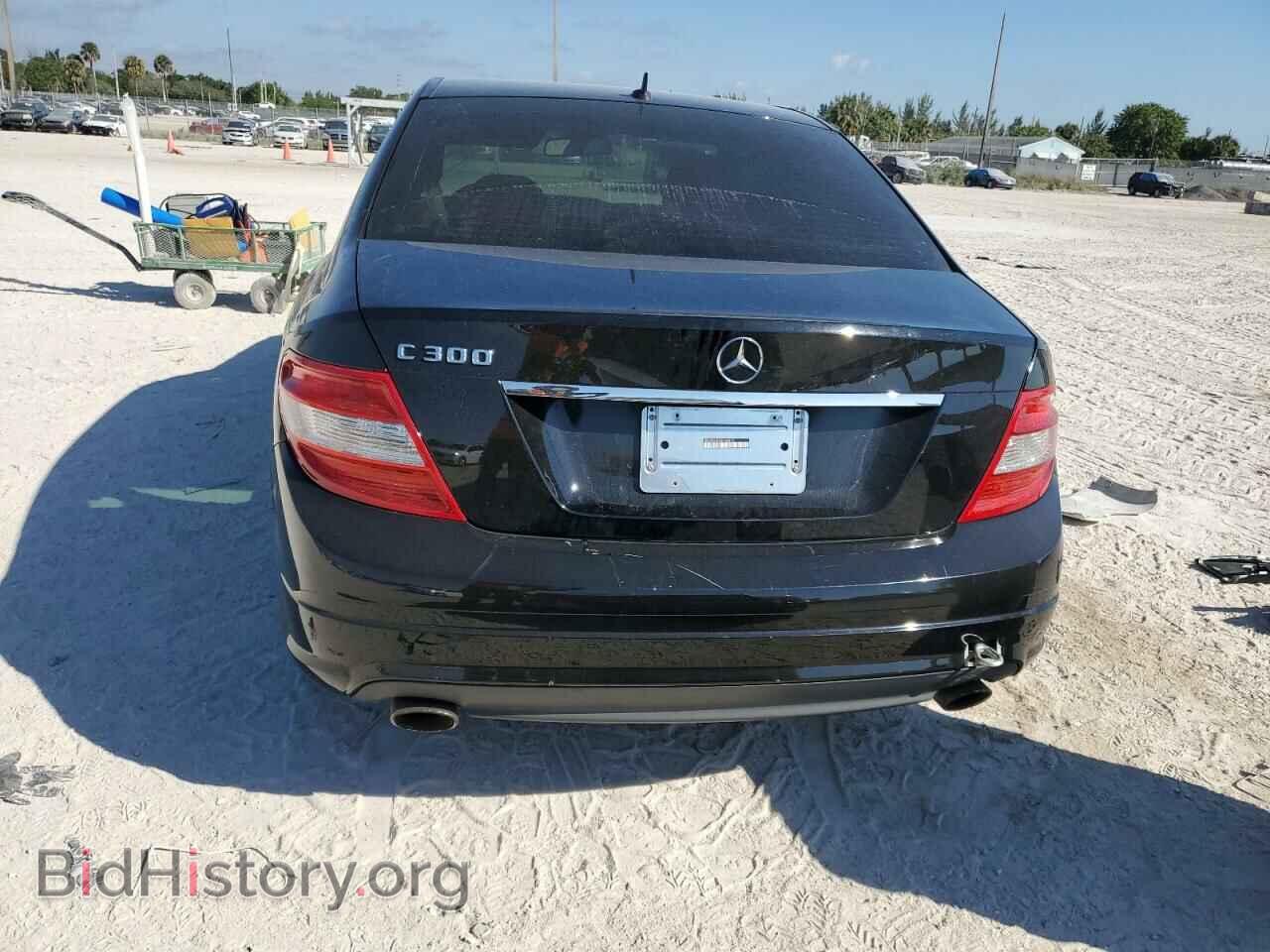 2011 MERCEDES-BENZ C-CLASS - VIN: WDDGF5EB9BF643974 - Фото 6