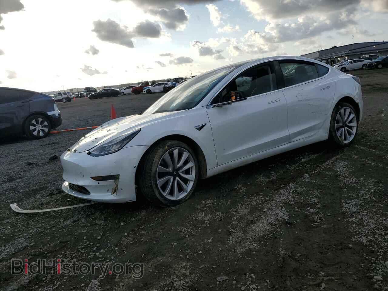 Photo 5YJ3E1EB1KF194203 - TESLA MODEL 3 2019