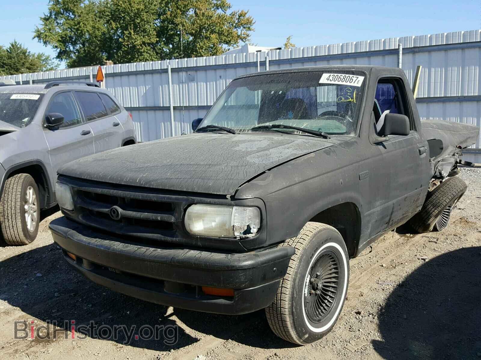 1994 MAZDA B2300 - VIN: 4F4CR12A1RTM32372 - Фото 2