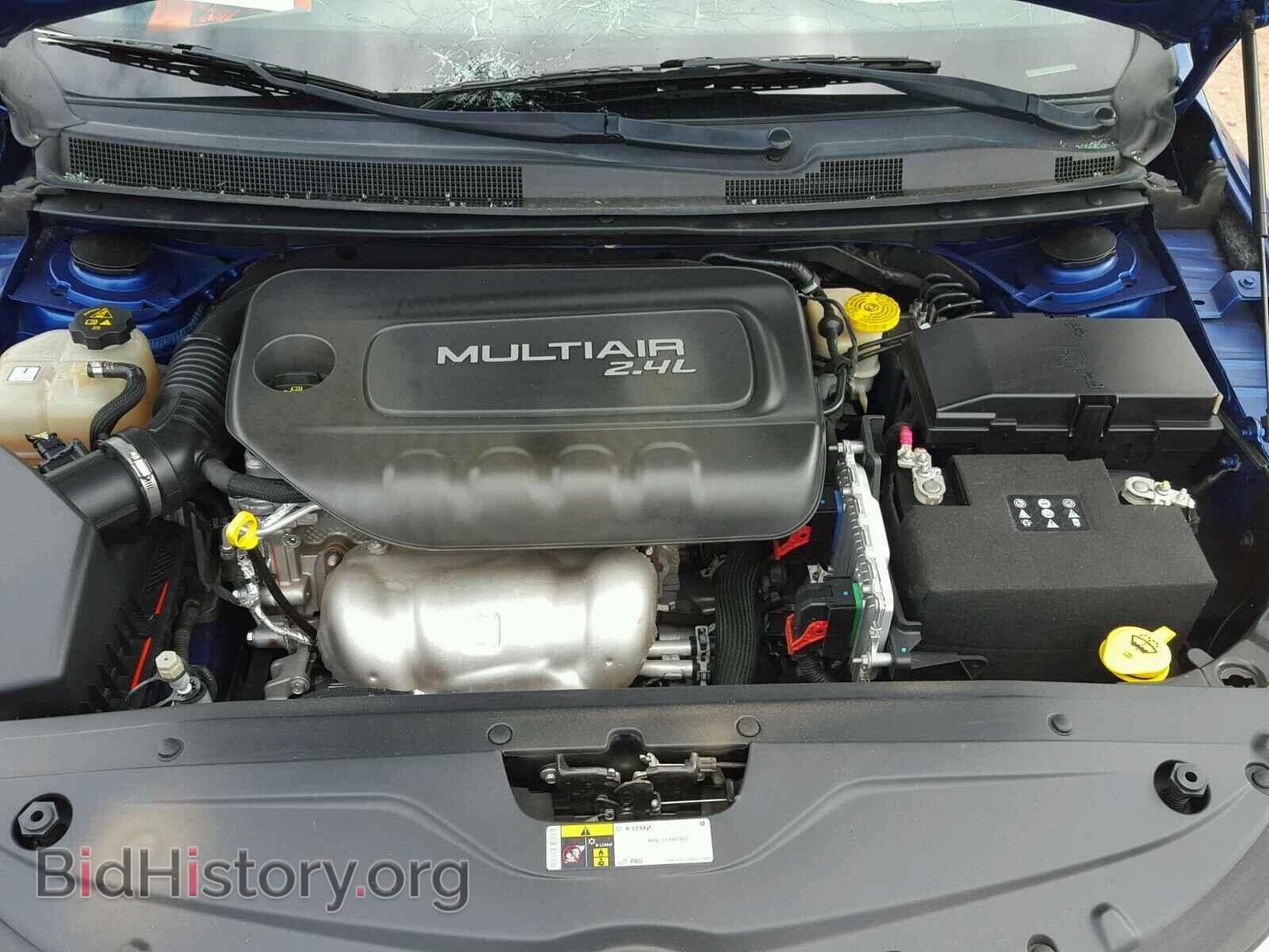 2015 CHRYSLER 200 - VIN: 1C3CCCABXFN748633 - Фото 7