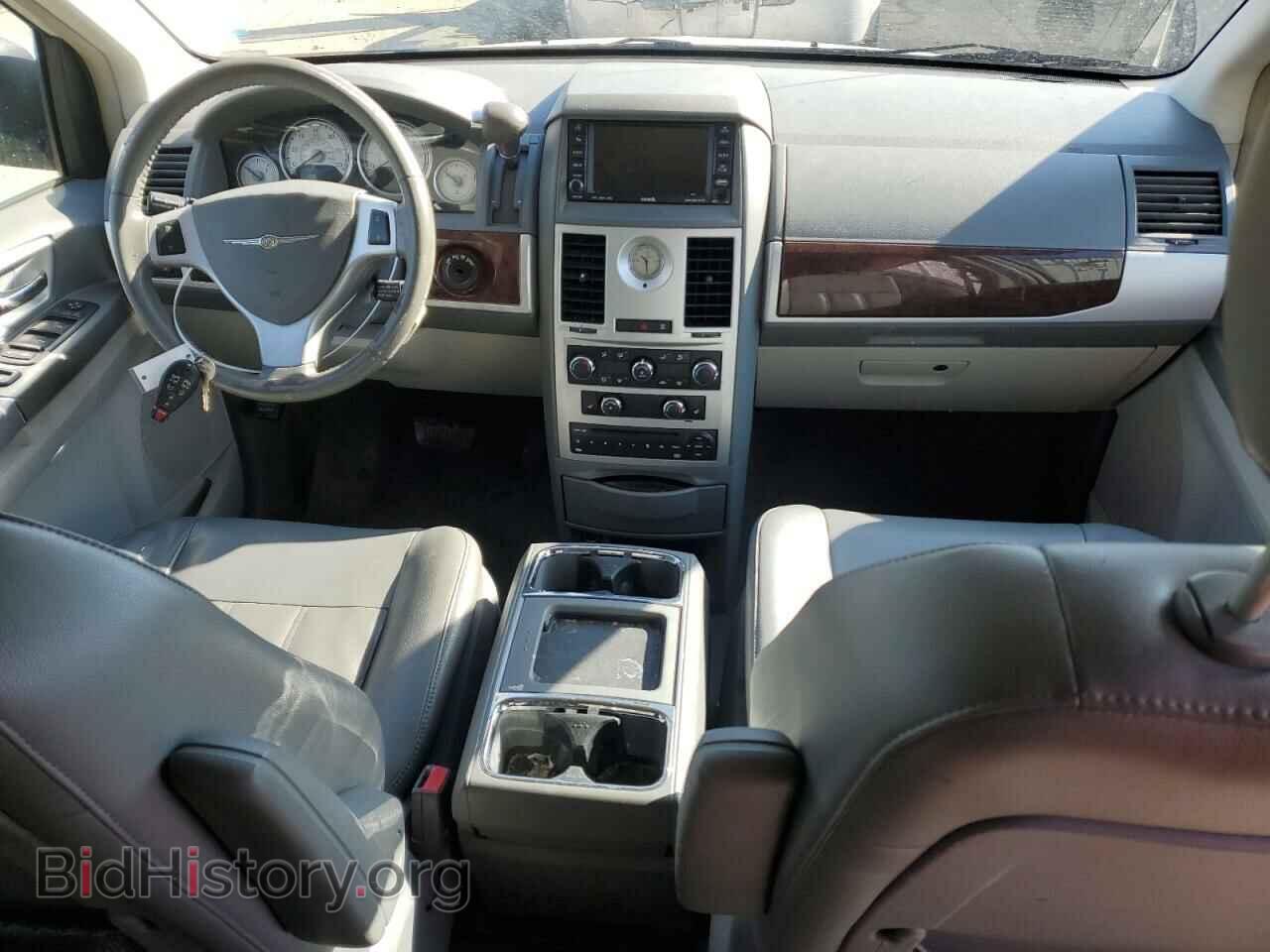 2010 CHRYSLER MINIVAN - VIN: 2A4RR5D11AR126575 - Фото 8