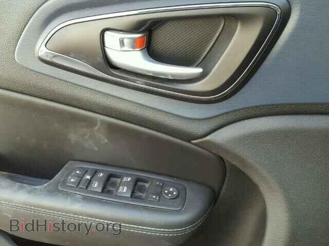 2016 CHRYSLER 200 - VIN: 1C3CCCBB0GN107328 - Фото 10