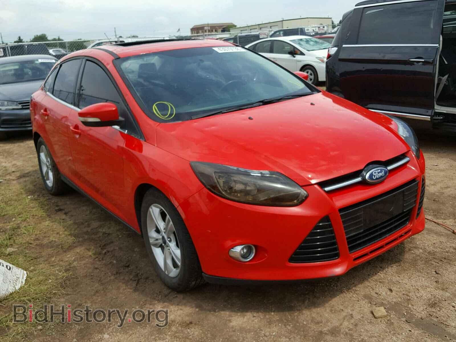 2012 Ford FOCUS Focus SEL (VIN 1FAHP3H2XCL184989) — photo 1 of 10, Copart, damage: hail
