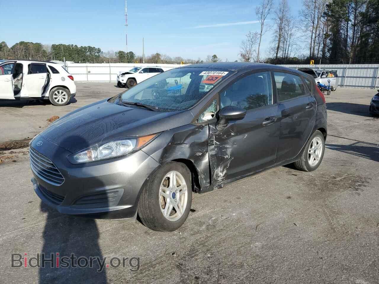 Photo 3FADP4EJ1KM112740 - FORD FIESTA 2019