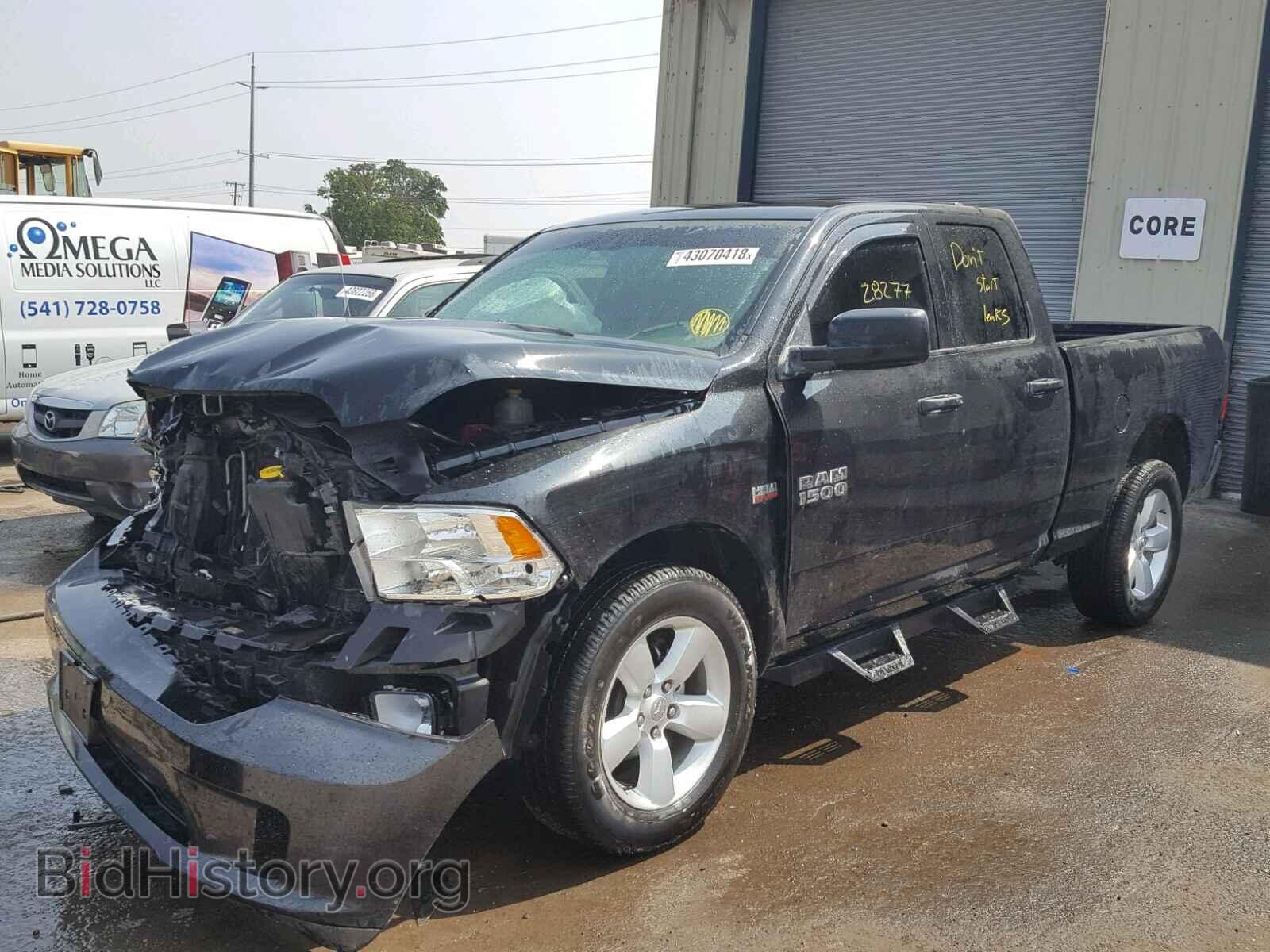 2015 RAM 1500 ST - VIN: 1C6RR7FT0FS752664 - Фото 2