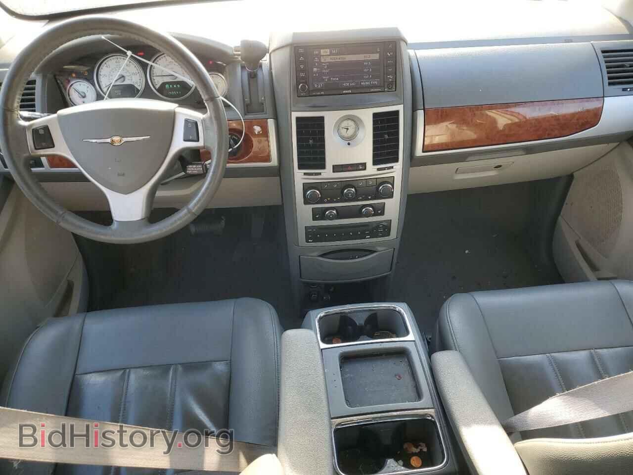 2009 CHRYSLER MINIVAN - VIN: 2A8HR54149R568014 - Фото 8