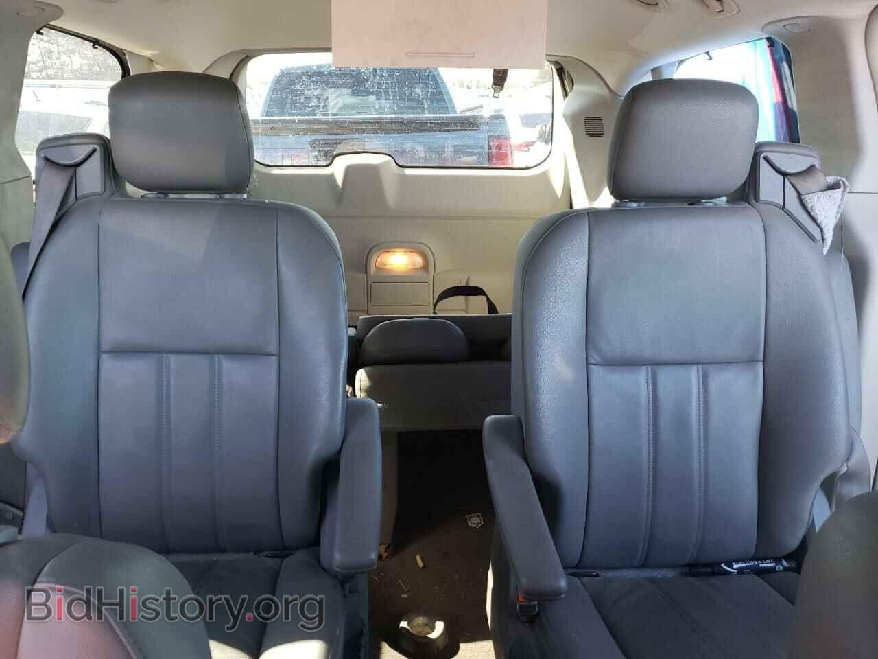 2009 CHRYSLER MINIVAN - VIN: 2A8HR54169R548220 - Фото 10